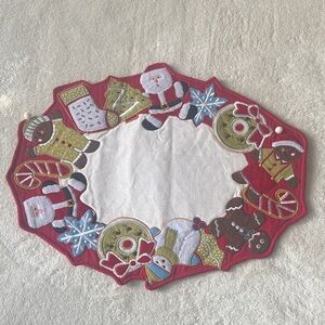St. Nicholas Square Holiday Placemats